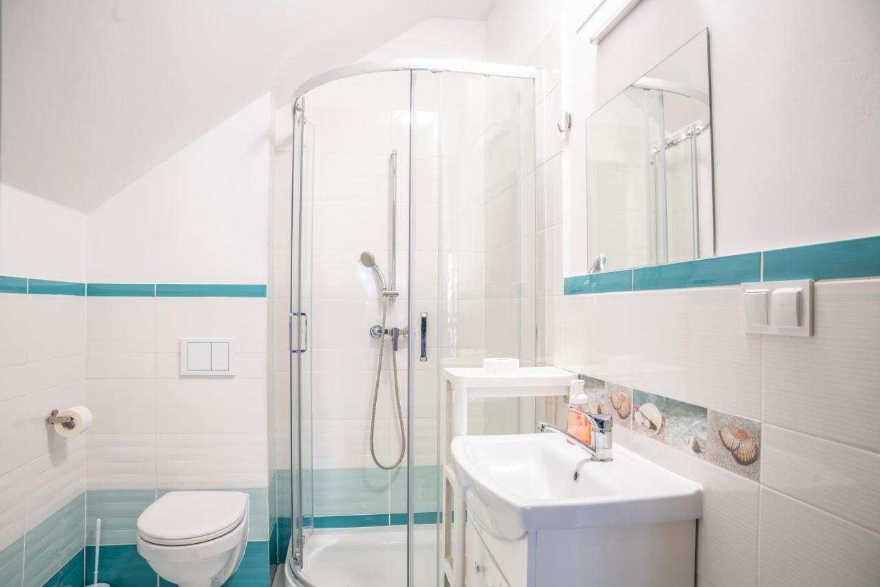 Apartamenty Niegocin Wilkasy Exteriör bild